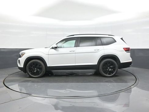 New 2026 Volkswagen Atlas SE AWD/4WD image 4