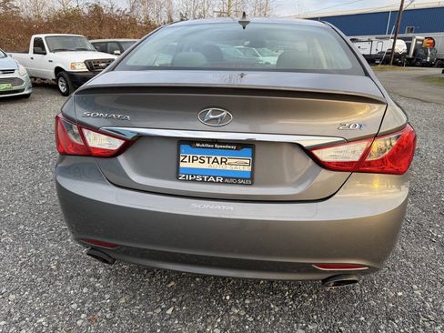 Used 2013 Hyundai Sonata SE w/ Navigation & Sunroof Pkg image 4