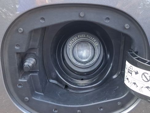 Used 2024 Nissan Rogue SV AWD/4WD image 34