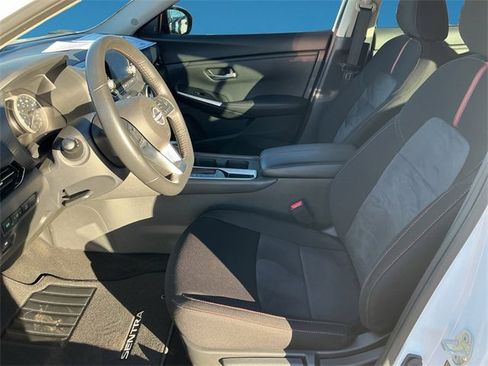 Used 2024 Nissan Sentra SR image 7
