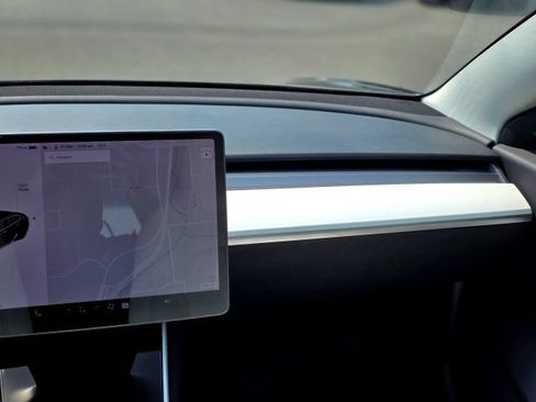 Used 2019 Tesla Model 3 RWD image 27