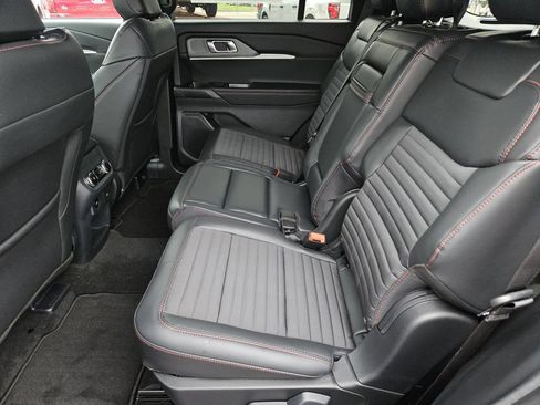 New 2026 Ford Explorer ST-Line RWD image 28