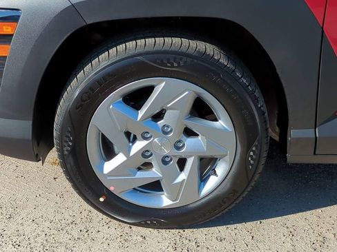 New 2026 Hyundai Kona SE image 11