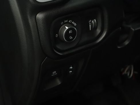 Used 2022 RAM 1500 Big Horn AWD/4WD image 8