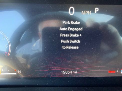 Used 2024 Jeep Grand Cherokee Limited w/ Luxury Tech Group II AWD/4WD image 15