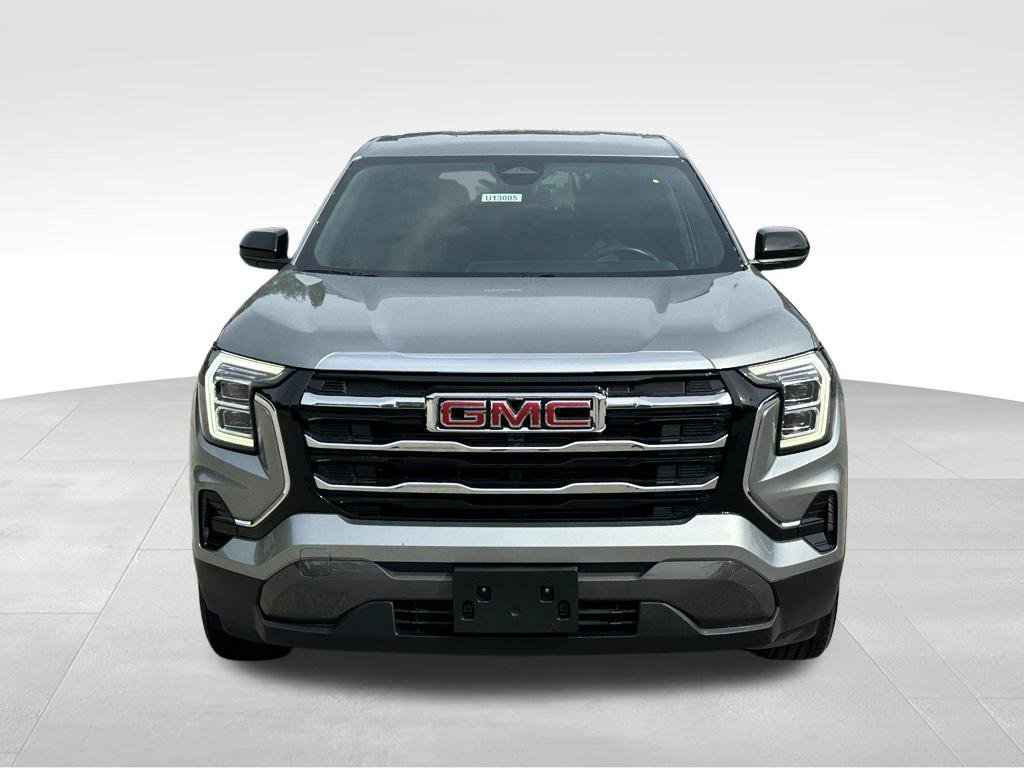 Used 2025 GMC Terrain Elevation AWD/4WD image 4