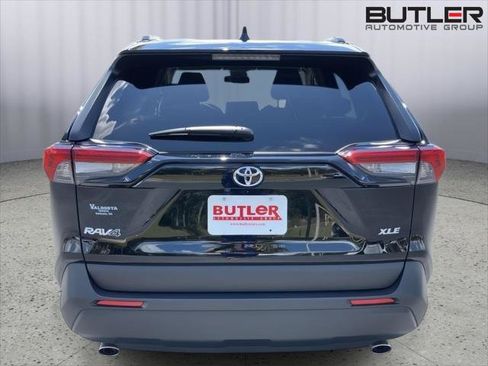 Certified 2025 Toyota RAV4 XLE w/ Convenience Package FWD image 4