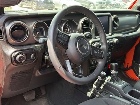 Used 2023 Jeep Wrangler Sport S w/ Sun And Sound Package image 12