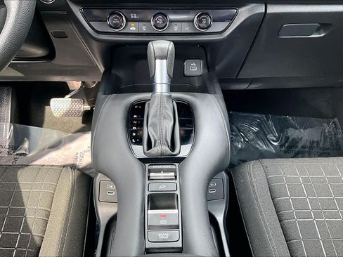 Used 2024 Honda HR-V LX image 33