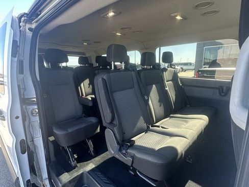 Used 2023 Ford Transit 350 XLT image 8