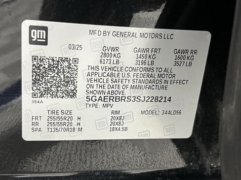 Used 2025 Buick Enclave Sport Touring image 38