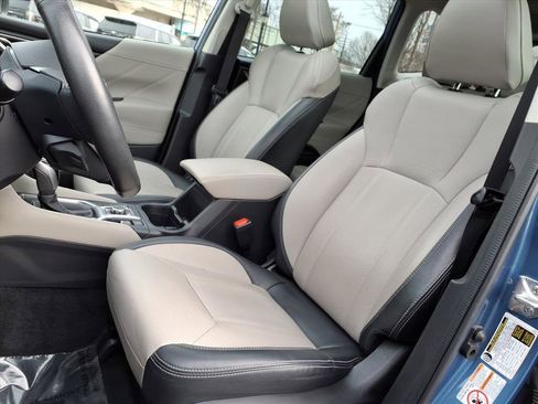 Used 2020 Subaru Forester Limited image 11