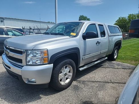 Used 2011 Chevrolet Silverado 1500 LT w/ All-Star Edition AWD/4WD image 1