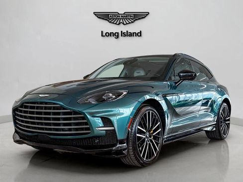 Used 2024 Aston Martin DBX 707 image 1