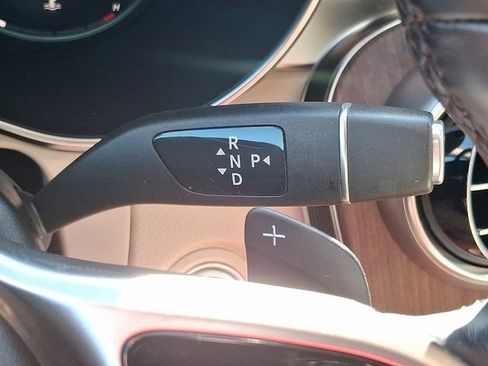 Used 2022 Mercedes-Benz GLC 300 GLC 300 w/ Driver Assistance Package image 17