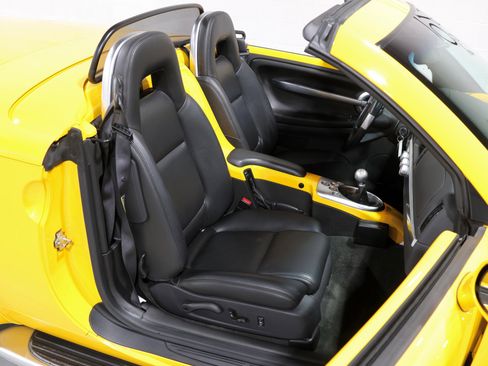 Used 2005 Chevrolet SSR w/ Preferred Equipment Group image 58