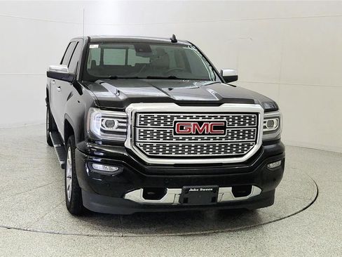 Used 2017 GMC Sierra 1500 Denali AWD/4WD image 2
