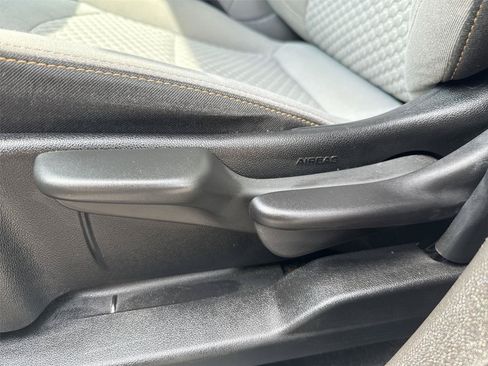 Used 2018 GMC Terrain SLE FWD image 12