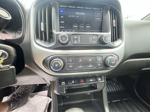 Certified 2022 Chevrolet Colorado LT w/ Fleet Safety Package image 18