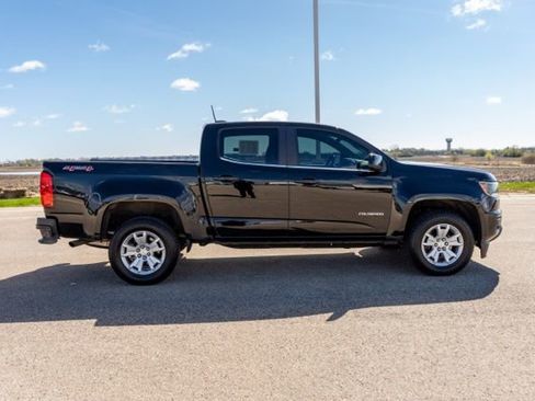 Used 2020 Chevrolet Colorado LT AWD/4WD image 8