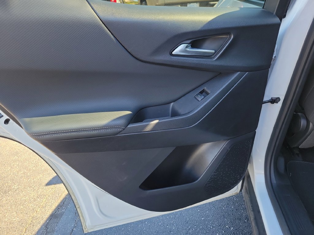 Used 2025 Chevrolet Equinox LT FWD image 18