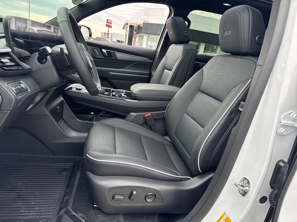 New 2026 Buick Enclave Sport Touring w/ Power Package FWD image 15