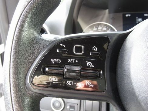 Used 2019 Mercedes-Benz Sprinter 170 image 16