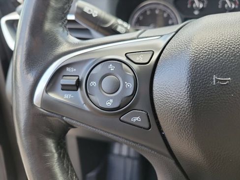 Used 2019 Buick Enclave Premium w/ Experience Buick Package FWD image 19