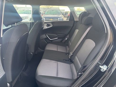 Used 2024 Kia Soul LX w/ Option Group 015 image 35