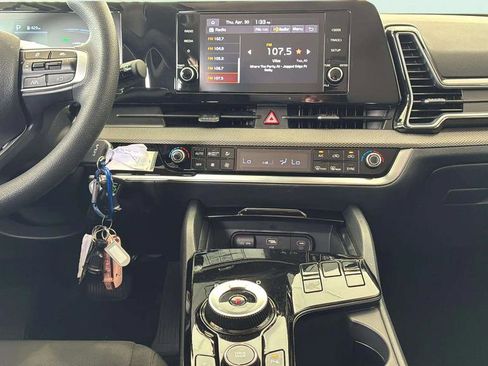 Certified 2025 Kia Sportage LX FWD image 59