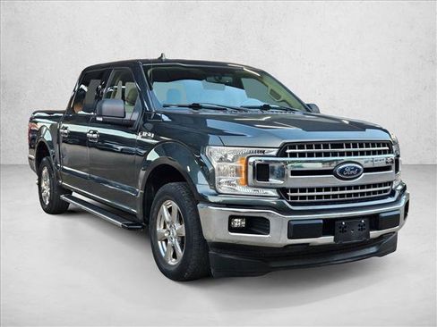 Used 2018 Ford F150 XLT w/ Equipment Group 302A Luxury RWD image 3