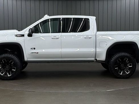 Used 2026 GMC Sierra 1500 AT4 w/ AT4 Premium Package AWD/4WD image 2