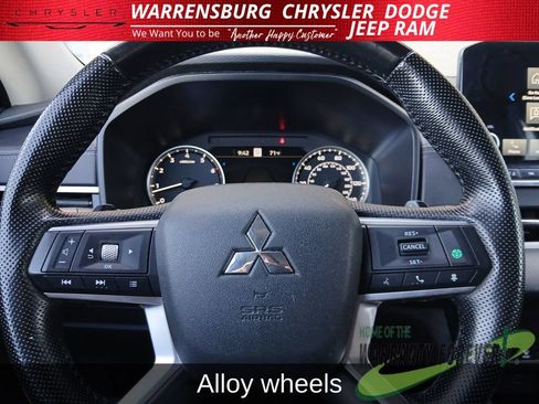 Used 2024 Mitsubishi Outlander SE AWD/4WD image 19