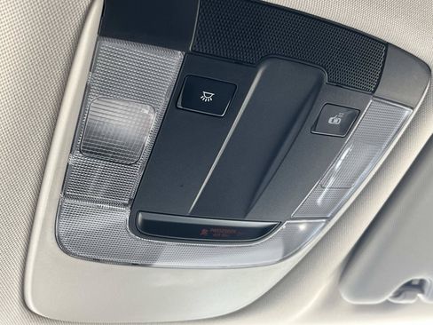 Used 2025 Kia Sportage LX FWD image 37