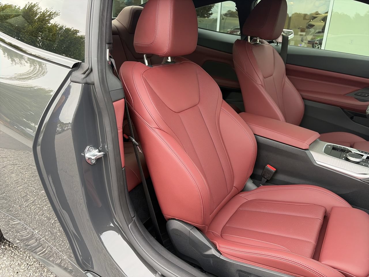 Certified 2026 BMW 430i xDrive Coupe w/ M Sport Package AWD/4WD image 36