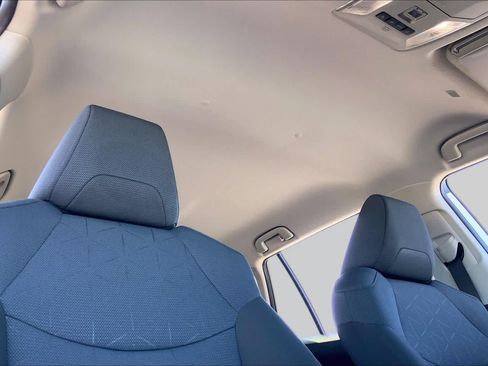 Certified 2025 Toyota RAV4 XLE FWD image 14