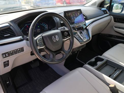 Used 2023 Honda Odyssey Touring image 6