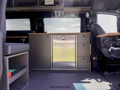 Used 2025 Mercedes-Benz Sprinter 2500 image 63