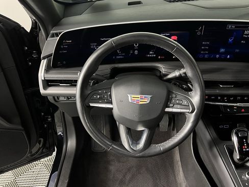 Used 2025 Cadillac XT4 Premium Luxury w/ Cold Weather Package image 22