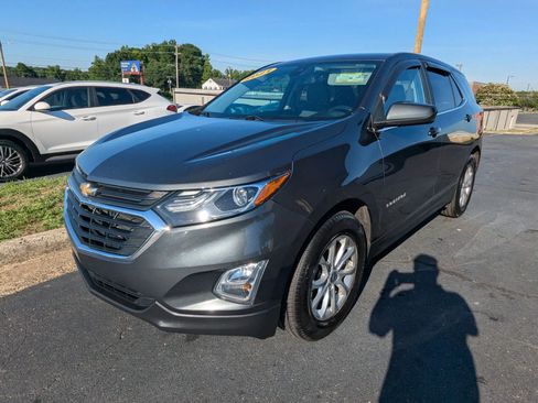 Used 2021 Chevrolet Equinox LT FWD image 3
