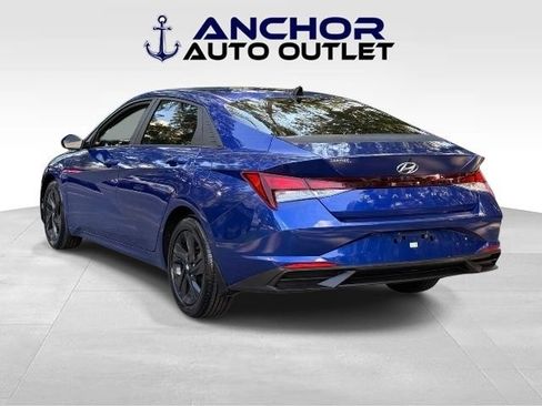 Used 2021 Hyundai Elantra SEL FWD image 6