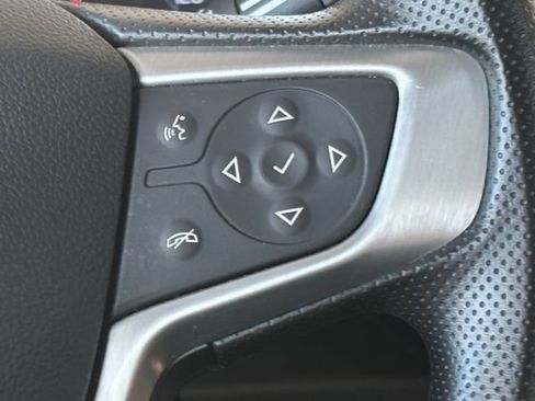 Used 2024 GMC Terrain SLE FWD image 15
