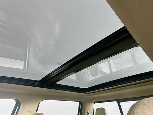 Used 2017 Ford F250 Lariat w/ FX4 Off-Road Package image 21