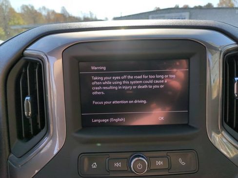 New 2024 GMC Sierra 2500 Pro w/ Convenience Package AWD/4WD image 27
