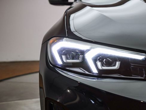 Certified 2025 BMW 330i xDrive Sedan image 7