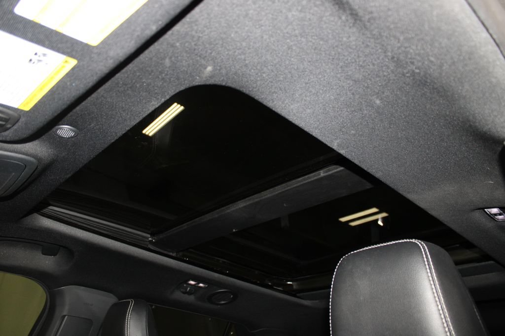 Used 2021 Ford Explorer ST w/ Equipment Group 401A AWD/4WD image 19