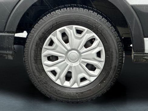 Used 2023 Ford Transit 250 Medium Roof w/ Exterior Upgrade Package image 29