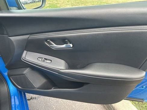 Used 2024 Nissan Sentra SV image 39