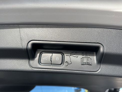 New 2026 Ford Explorer Active w/ Active Comfort Package image 15