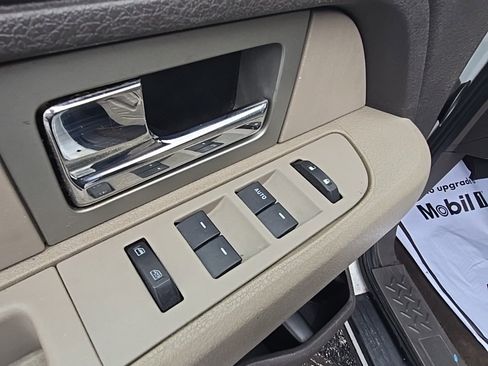 Used 2010 Ford F150 XLT image 10